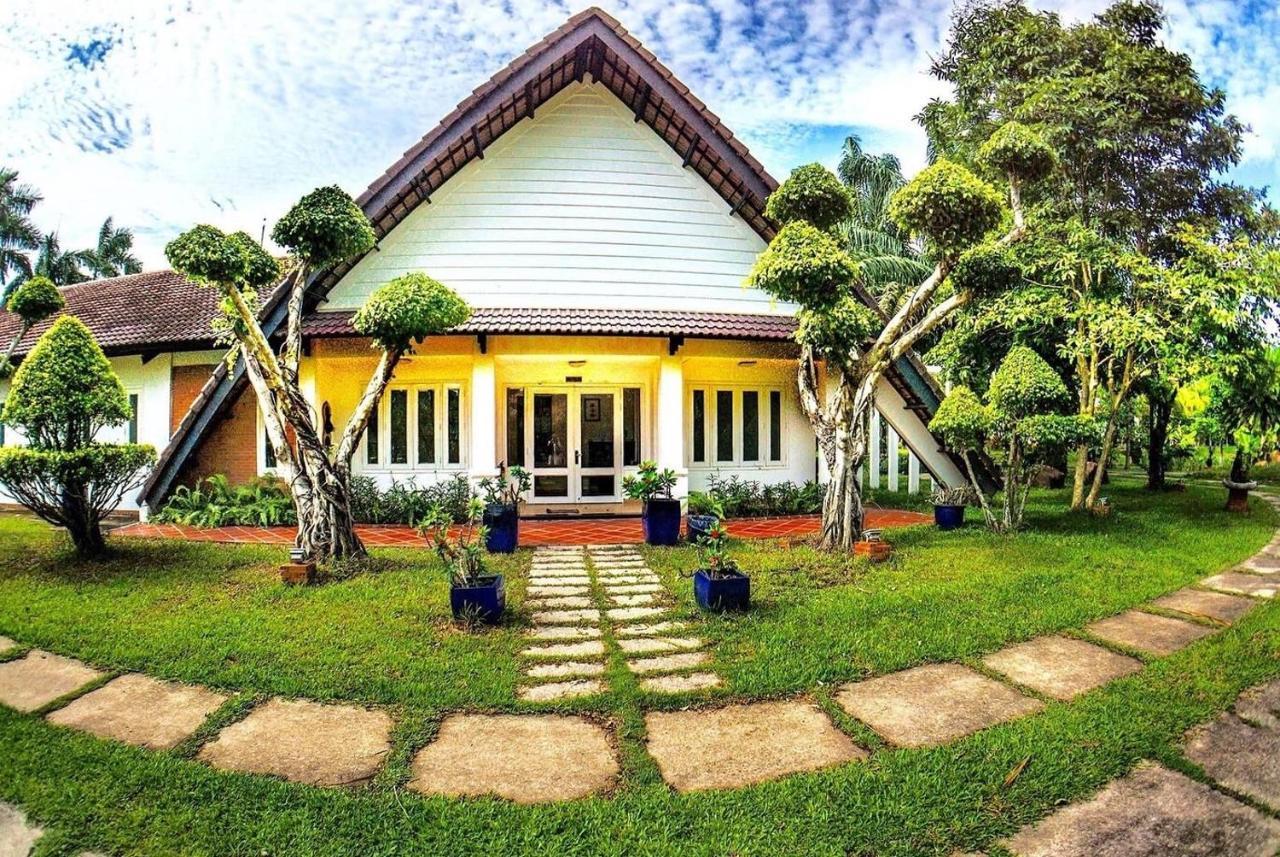 Les Hameaux De L'Orient Hotel Ho Chi Minh City Bagian luar foto