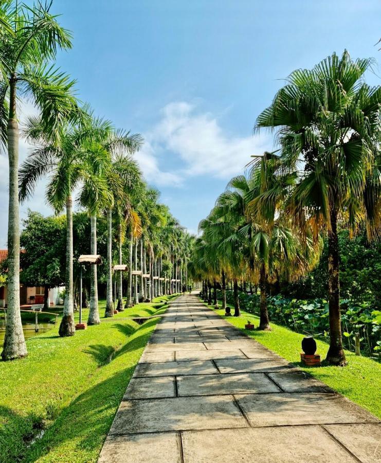 Les Hameaux De L'Orient Hotel Ho Chi Minh City Bagian luar foto