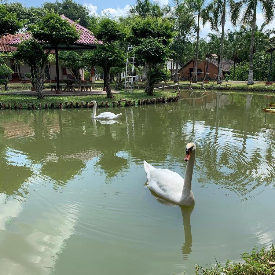 Les Hameaux De L'Orient Hotel Ho Chi Minh City Bagian luar foto