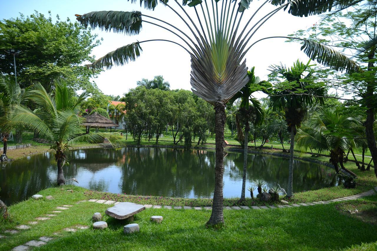 Les Hameaux De L'Orient Hotel Ho Chi Minh City Bagian luar foto