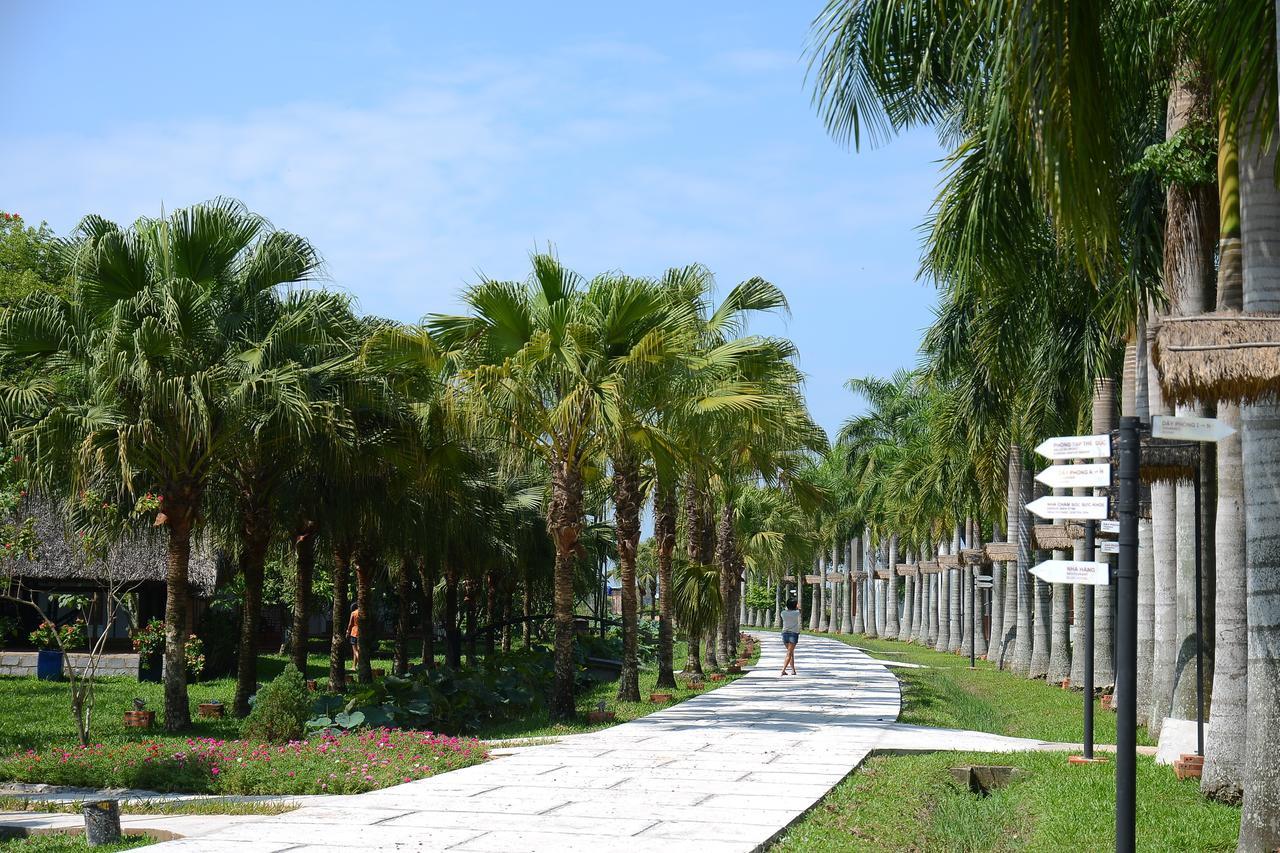 Les Hameaux De L'Orient Hotel Ho Chi Minh City Bagian luar foto
