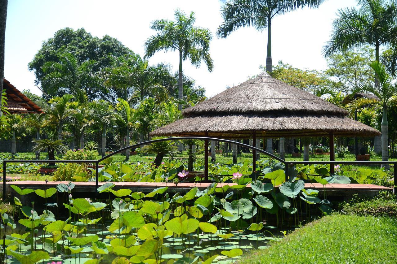 Les Hameaux De L'Orient Hotel Ho Chi Minh City Bagian luar foto